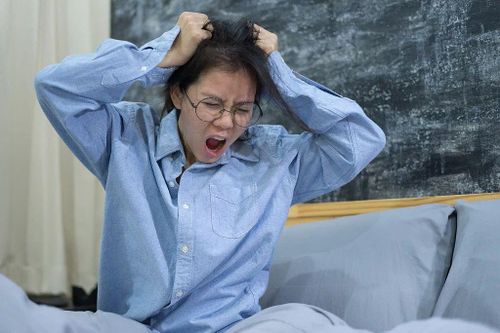 Người trẻ Trung Quốc chật vật tìm cách chữa mất ngủ
