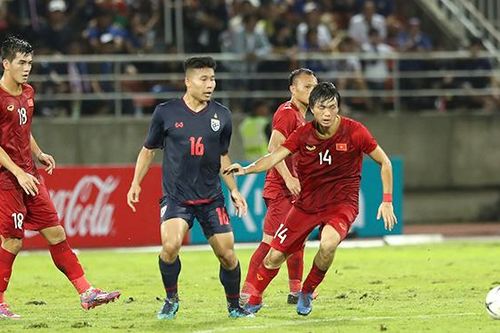 Bình luận viên Quang Huy: 'Việt Nam tôn trọng chứ không phải sợ Thái Lan'