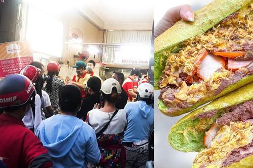 Khách xếp hàng kín đặc, chờ dài cổ 'săn' bánh mì trà xanh Huỳnh Hoa mới toanh