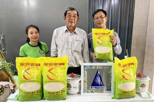 'Cha đẻ' Gạo ngon nhất thế giới gửi đơn kêu cứu xin bảo vệ ST25