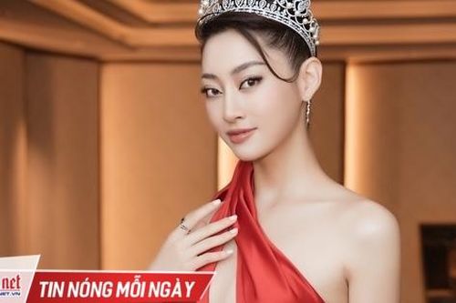 Lương Thùy Linh, Kiều Loan, Ngọc Thảo khoe vòng 1 gợi cảm