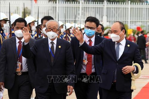 Chủ tịch nước Nguyễn Xuân Phúc kết thúc chuyến thăm cấp Nhà nước tới Vương quốc Campuchia
