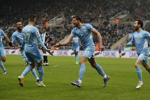 Man City hướng tới ngôi vô địch mùa Đông: Ai cản được cỗ máy hủy diệt?
