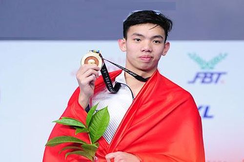 'Kình ngư' Nguyễn Huy Hoàng tiếp tục lập kỷ lục quốc gia mới