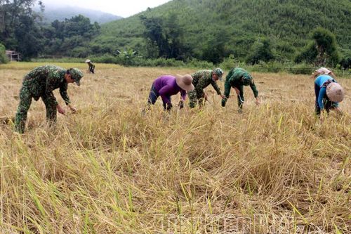 Xây dựng thế trận biên phòng toàn dân vững chắc