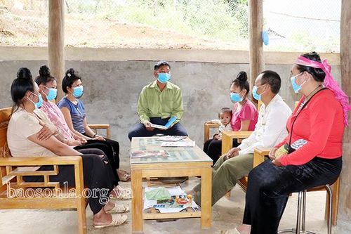 Bổ sung lực lượng cho tổ chức Đảng thêm mạnh