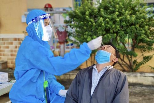 Gia Lai mượn tỉnh bạn kit test COVID-19 mua của Việt Á