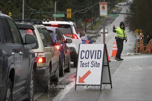 Canada ghi nhận ngày có ca nhiễm mới COVID-19 cao kỷ lục, nhiều nhân viên của Thủ tướng J.Trudeau mắc bệnh