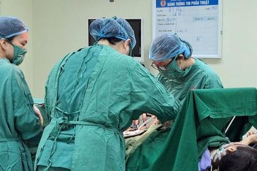 Thai lưu nhưng không đi kiểm tra, thai phụ suýt mất mạng