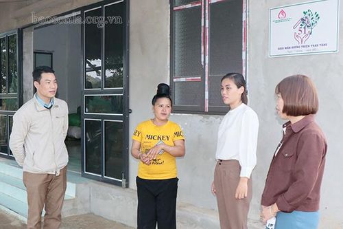 Thêm những ngôi nhà mới cho hộ nghèo