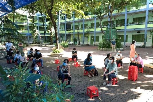 Cán bộ, giáo viên bị F0 ở TP. Hồ Chí Minh được hỗ trợ đến 3 triệu đồng