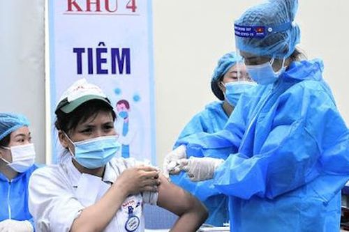 Chiều 23/12: Đã phân bổ 168,8 triệu liều vaccine phòng COVID-19; Đắk Lắk thí điểm cho F0 ra viện sớm