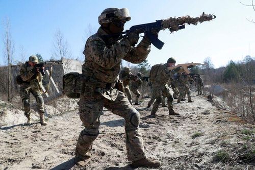 Ukraine chuẩn bị mở cuộc tấn công thứ ba vào Donbass?