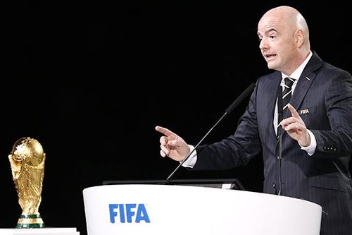 World Cup 2 năm/lần thay đổi bóng đá ra sao?