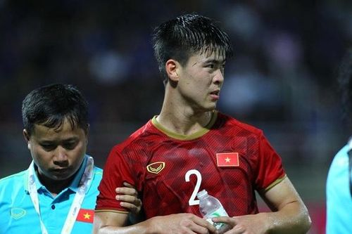 Đỗ Duy Mạnh nhập viện sau trận đấu tuyển Thái Lan