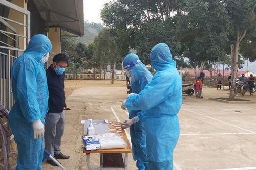 Lơ là chống dịch, một giám đốc trung tâm văn hóa huyện bị đình chỉ
