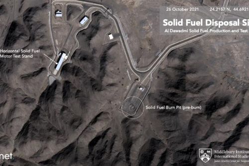 Tình báo Mỹ tiết lộ Saudi Arabia được Trung Quốc giúp phát triển tên lửa đạn đạo