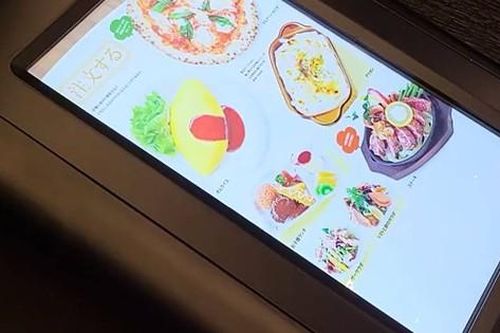Màn hình tivi có thể liếm để thưởng thức hương vị thực phẩm