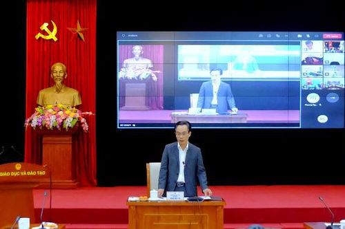 Không gian chia sẻ, phát triển tri thức