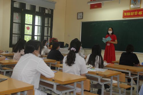 Xem xét xử lý trách nhiệm cá nhân, tổ chức có liên quan đến nghi vấn đề thi môn Sinh học