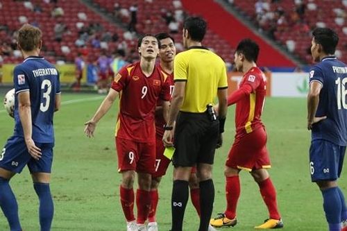 Sau trận gặp Việt Nam -Thái Lan, AFF bắt tay nghiên cứu sử dụng công nghệ VAR
