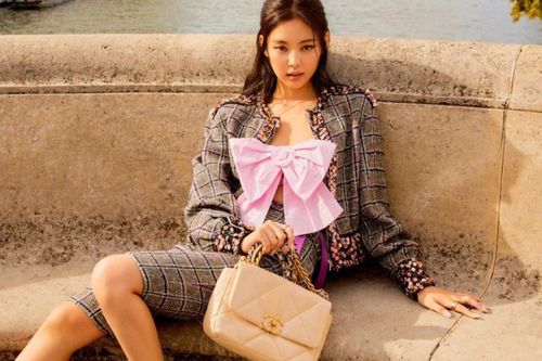 Chanel tăng giá bán để cạnh tranh với các thương hiệu xa xỉ