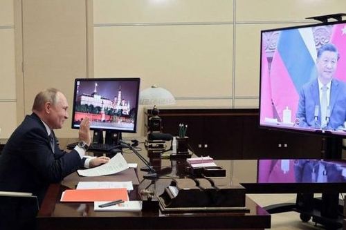 Quan hệ Nga-Trung: Đối thủ kết đối tác