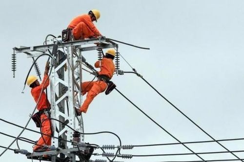Bảo đảm cung ứng điện an toàn cho sản xuất, kinh doanh và đời sống nhân dân
