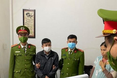 Nhân viên cây xăng tham gia mua bán trái phép gần 4.000 hóa đơn