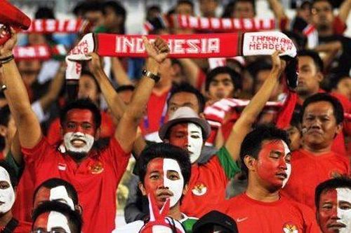 CĐV Đông Nam Á: Indonesia hưởng lợi từ Việt Nam