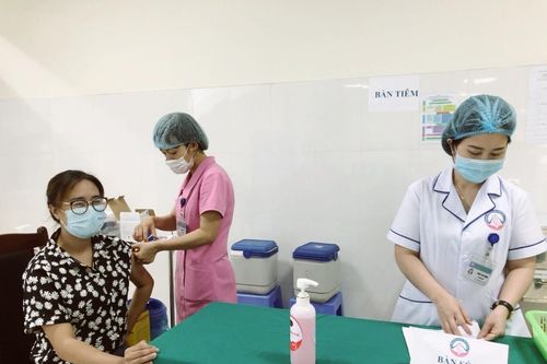 Phân bổ 209.566 liều vắc xin phòng Covid-19 cho các địa phương