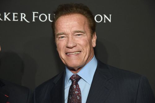 Arnold Schwarzenegger tặng 25 căn nhà cho cựu chiến binh
