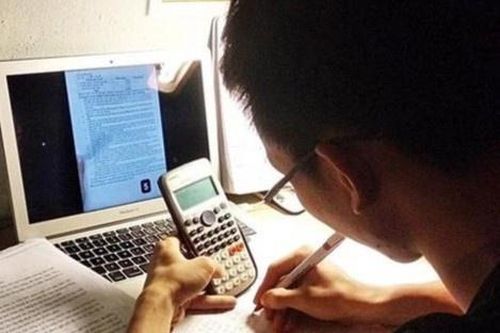 Bộ GD&ĐT: Có thể kiểm tra học kỳ bằng bài thực hành, dự án học tập