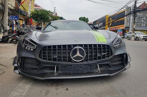 Minh Nhựa tậu Mercedes-AMG GT R hơn 12 tỷ, 'đỉnh' hơn Cường Đô la