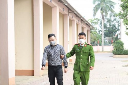 Bắt đối tượng cho học sinh vay 'tín dụng đen' với lãi suất 140%/năm