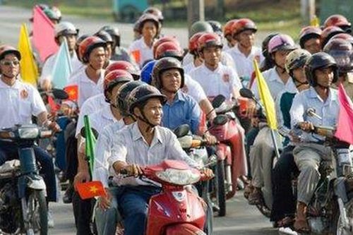 Kỷ niệm 60 năm Ngày Dân số Việt Nam: Sinh con được thưởng, có hấp dẫn?