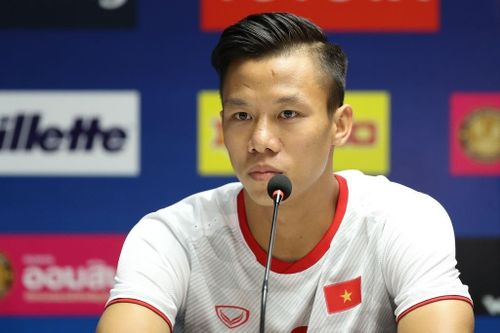 Trung vệ Quế Ngọc Hải: 'Xin lỗi và cảm ơn người hâm mộ Việt Nam'