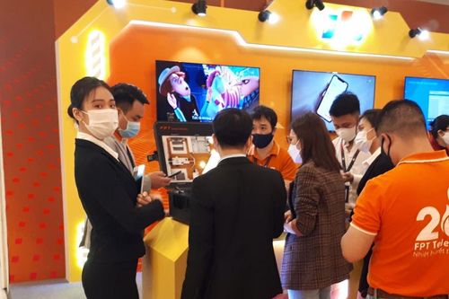 Năm 2021, doanh thu của ngành thông tin và truyền thông tăng trưởng 9%