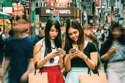Tại sao lạm phát ở châu Á chưa bùng nổ như ở châu Âu, Mỹ?