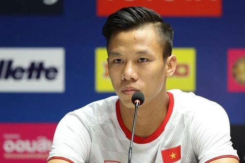 Quế Ngọc Hải xin lỗi người hâm mộ Việt Nam