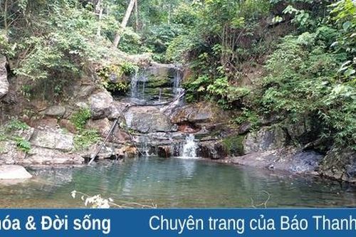 Điểm du lịch thác Cổng Trời đìu hiu trong mùa dịch