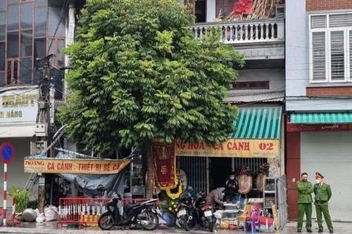 Cháy nhà lúc rạng sáng, 3 người trong gia đình tử vong