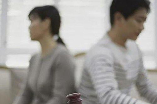 Chồng kiện vợ đòi 500 triệu đồng vì không chịu sinh con