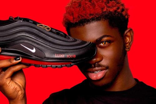 Biến động của thị trường sneakers trong năm 2021