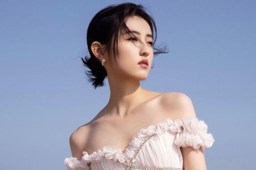 Lễ trao giải Kim Kê 2021 vắng vẻ sau tranh cãi