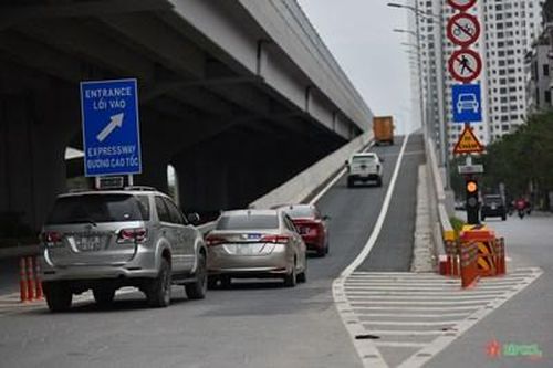 Hà Nội: Cận cảnh các nhánh ram lên xuống Vành đai 3 vừa được thông xe