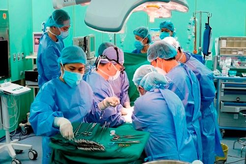 Ghép gan thành công cho bé gái 2 tuổi tại TP HCM