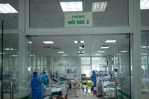 Hà Nội: Ca mắc COVID-19 tăng nhanh, Bệnh viện Bạch Mai khẩn trương xuất quân hỗ trợ