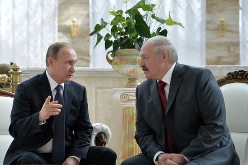 Giữa căng thẳng với phương Tây, Tổng thống Nga gặp người đồng cấp Belarus