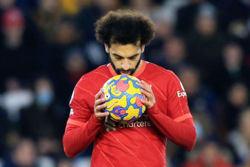Salah đá hỏng phạt đền khiến Liverpool thua Leicester